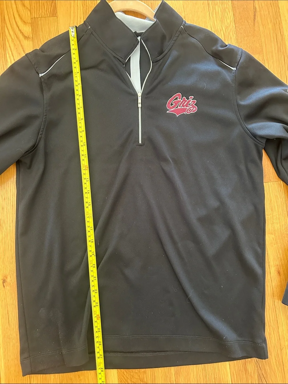Nike men quarter